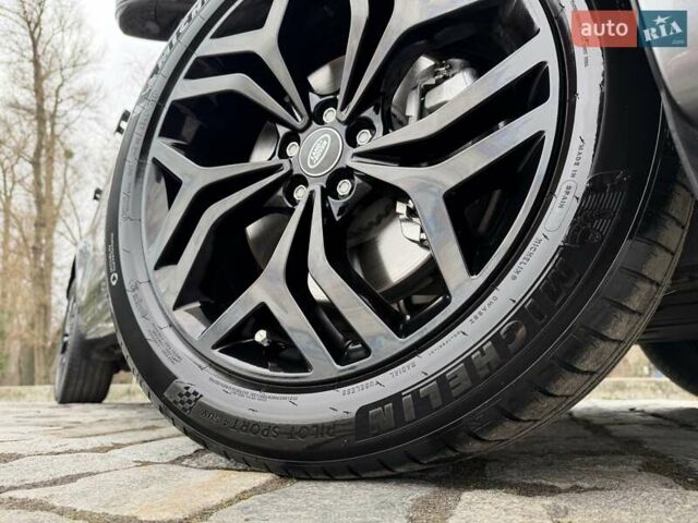 Серый Ленд Ровер Рендж Ровер Эвок, объемом двигателя 2 л и пробегом 37 тыс. км за 47999 $, фото 27 на Automoto.ua