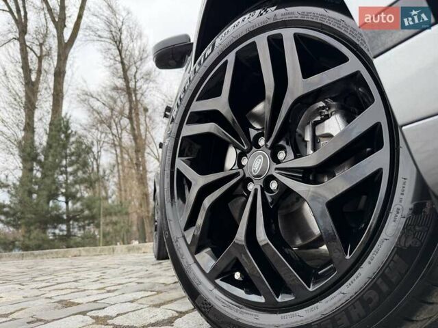 Серый Ленд Ровер Рендж Ровер Эвок, объемом двигателя 2 л и пробегом 37 тыс. км за 47999 $, фото 26 на Automoto.ua