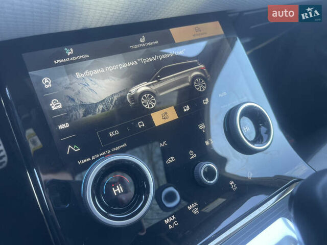 Сірий Ленд Ровер Рендж Ровер Евок, об'ємом двигуна 2 л та пробігом 25 тис. км за 42400 $, фото 26 на Automoto.ua