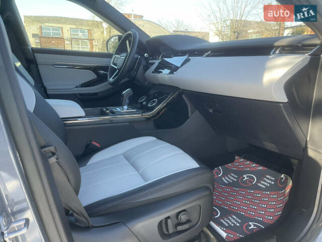 Сірий Ленд Ровер Рендж Ровер Евок, об'ємом двигуна 2 л та пробігом 25 тис. км за 42400 $, фото 39 на Automoto.ua