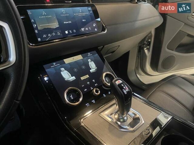 Серый Ленд Ровер Рендж Ровер Эвок, объемом двигателя 0 л и пробегом 44 тыс. км за 39999 $, фото 34 на Automoto.ua