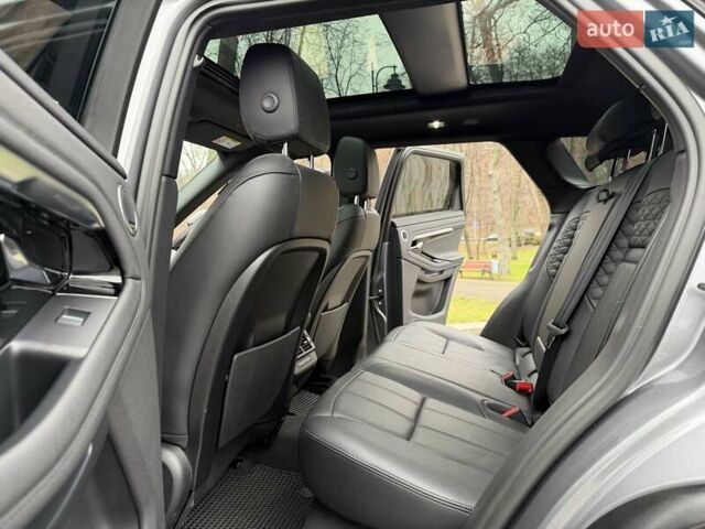 Серый Ленд Ровер Рендж Ровер Эвок, объемом двигателя 2 л и пробегом 37 тыс. км за 47999 $, фото 85 на Automoto.ua