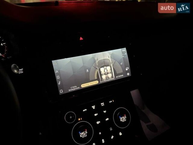 Серый Ленд Ровер Рендж Ровер Эвок, объемом двигателя 2 л и пробегом 37 тыс. км за 47999 $, фото 129 на Automoto.ua