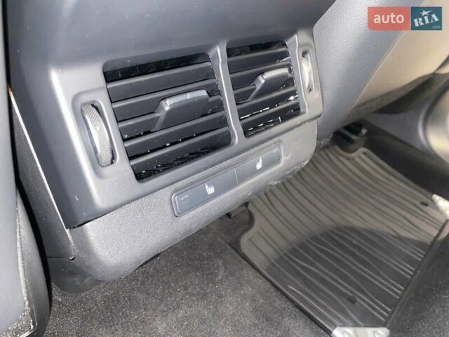 Серый Ленд Ровер Рендж Ровер Эвок, объемом двигателя 0 л и пробегом 44 тыс. км за 39999 $, фото 45 на Automoto.ua