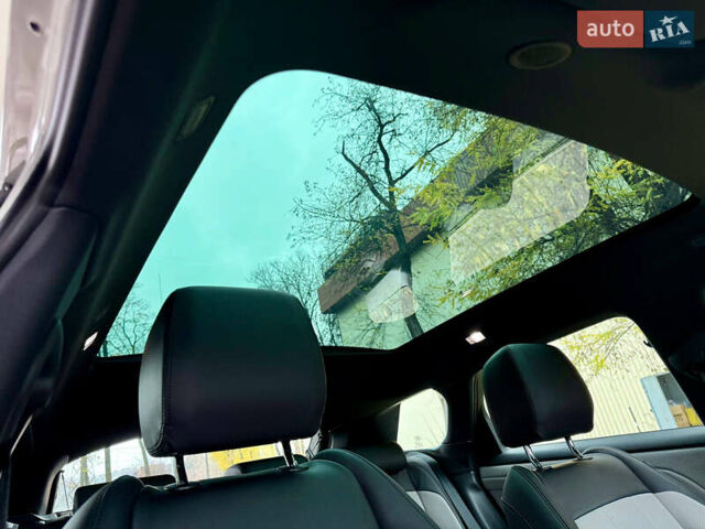 Сірий Ленд Ровер Рендж Ровер Евок, об'ємом двигуна 1.5 л та пробігом 28 тис. км за 39500 $, фото 39 на Automoto.ua