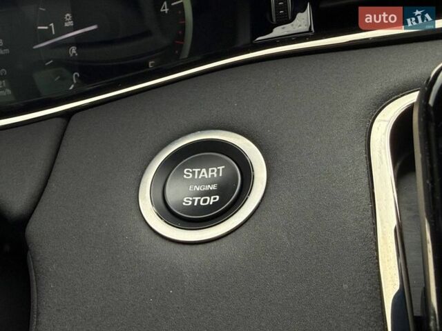 Серый Ленд Ровер Рендж Ровер Эвок, объемом двигателя 2 л и пробегом 9 тыс. км за 49990 $, фото 27 на Automoto.ua