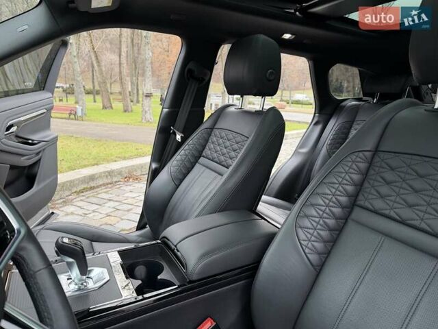 Серый Ленд Ровер Рендж Ровер Эвок, объемом двигателя 2 л и пробегом 37 тыс. км за 47999 $, фото 68 на Automoto.ua