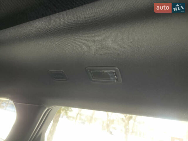 Сірий Ленд Ровер Рендж Ровер Евок, об'ємом двигуна 2 л та пробігом 25 тис. км за 42400 $, фото 43 на Automoto.ua