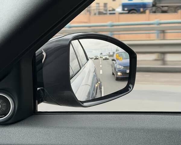 Серый Ленд Ровер Рендж Ровер Эвок, объемом двигателя 2 л и пробегом 37 тыс. км за 47999 $, фото 128 на Automoto.ua