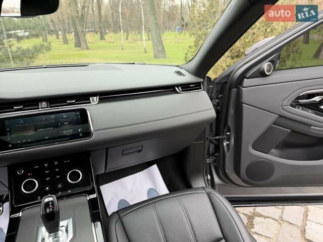 Серый Ленд Ровер Рендж Ровер Эвок, объемом двигателя 2 л и пробегом 37 тыс. км за 47999 $, фото 121 на Automoto.ua