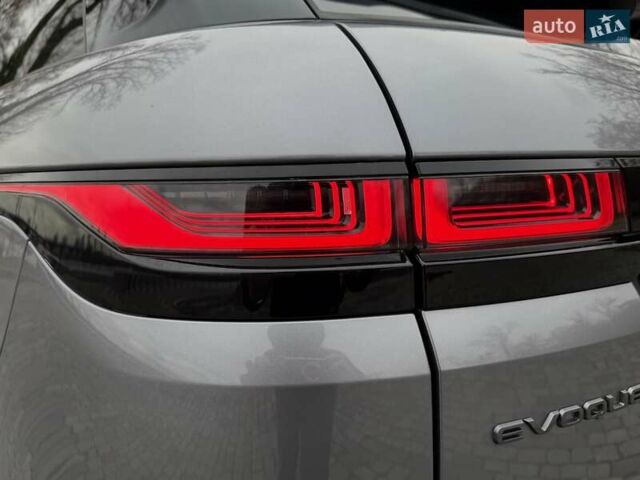 Серый Ленд Ровер Рендж Ровер Эвок, объемом двигателя 2 л и пробегом 37 тыс. км за 47999 $, фото 39 на Automoto.ua