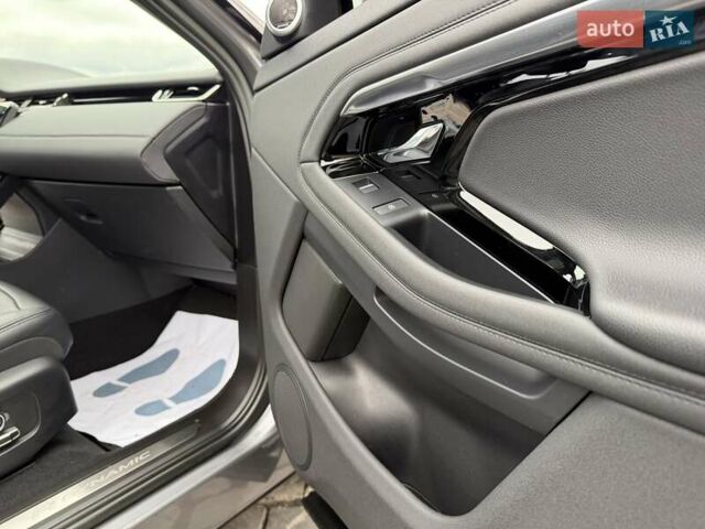 Серый Ленд Ровер Рендж Ровер Эвок, объемом двигателя 2 л и пробегом 37 тыс. км за 47999 $, фото 102 на Automoto.ua