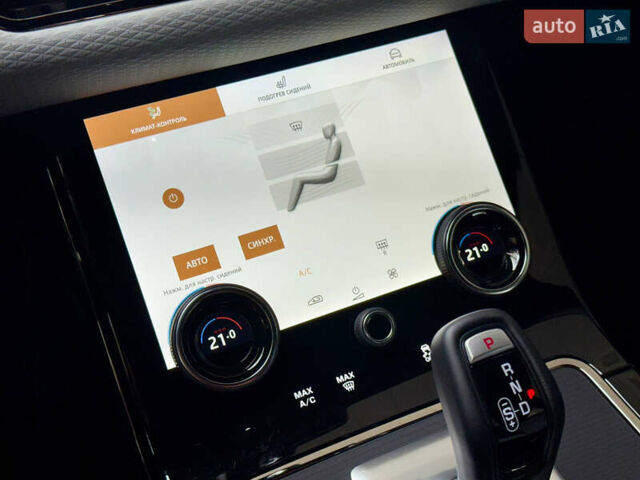 Сірий Ленд Ровер Рендж Ровер Евок, об'ємом двигуна 1.5 л та пробігом 28 тис. км за 39500 $, фото 50 на Automoto.ua