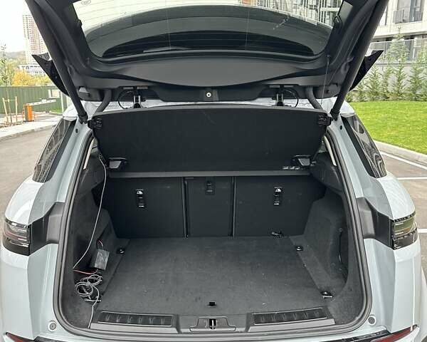 Сірий Ленд Ровер Рендж Ровер Евок, об'ємом двигуна 2 л та пробігом 36 тис. км за 54500 $, фото 4 на Automoto.ua