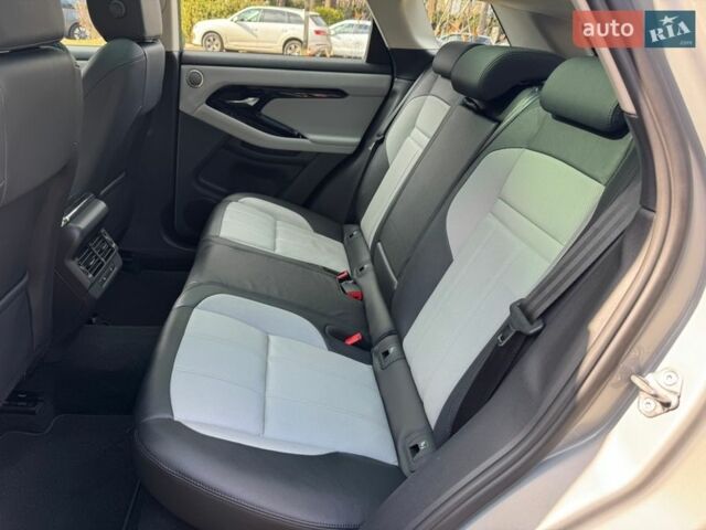 Сірий Ленд Ровер Рендж Ровер Евок, об'ємом двигуна 2 л та пробігом 25 тис. км за 54900 $, фото 25 на Automoto.ua