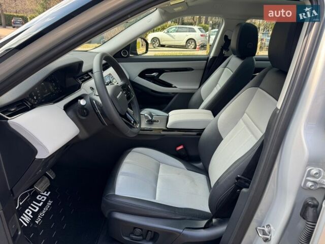 Сірий Ленд Ровер Рендж Ровер Евок, об'ємом двигуна 2 л та пробігом 25 тис. км за 54900 $, фото 22 на Automoto.ua