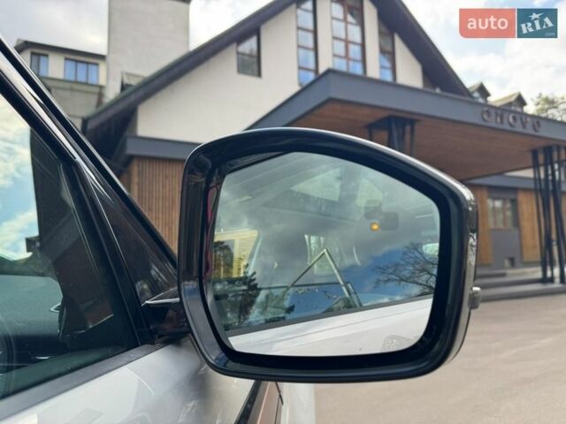 Сірий Ленд Ровер Рендж Ровер Евок, об'ємом двигуна 2 л та пробігом 25 тис. км за 54900 $, фото 17 на Automoto.ua