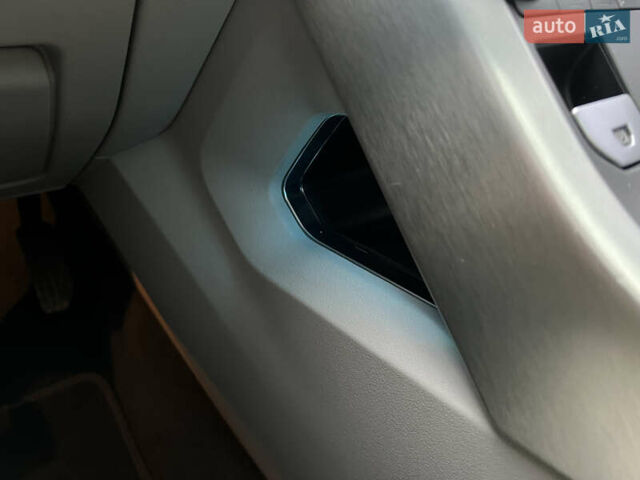 Синий Ленд Ровер Рендж Ровер Эвок, объемом двигателя 2 л и пробегом 198 тыс. км за 11200 $, фото 111 на Automoto.ua