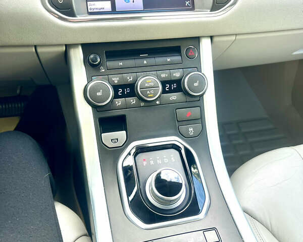 Синий Ленд Ровер Рендж Ровер Эвок, объемом двигателя 2.18 л и пробегом 197 тыс. км за 17200 $, фото 19 на Automoto.ua