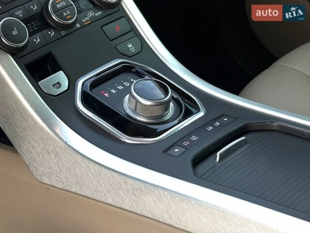 Синий Ленд Ровер Рендж Ровер Эвок, объемом двигателя 2 л и пробегом 169 тыс. км за 13500 $, фото 26 на Automoto.ua