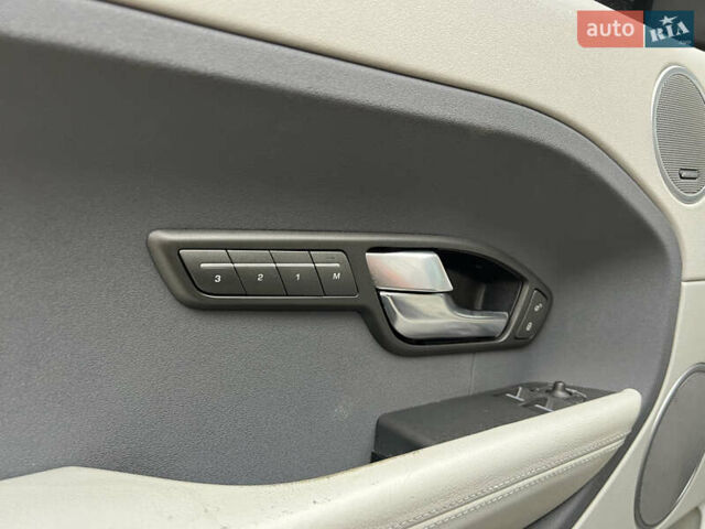 Синий Ленд Ровер Рендж Ровер Эвок, объемом двигателя 2 л и пробегом 198 тыс. км за 11200 $, фото 46 на Automoto.ua