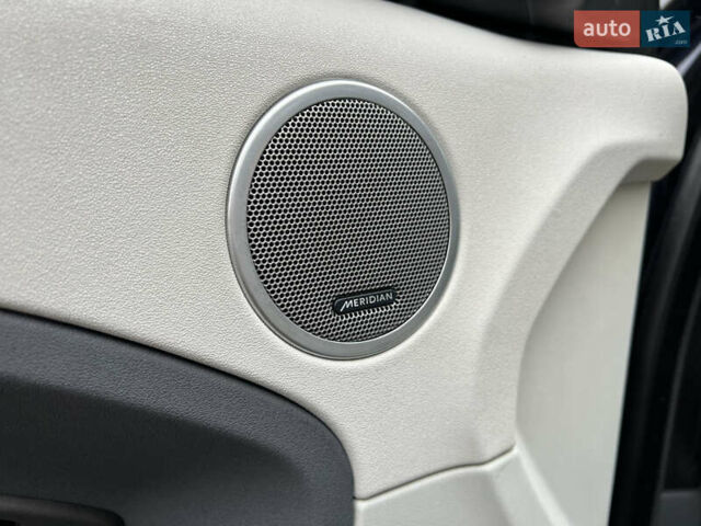 Синий Ленд Ровер Рендж Ровер Эвок, объемом двигателя 2 л и пробегом 198 тыс. км за 11200 $, фото 48 на Automoto.ua