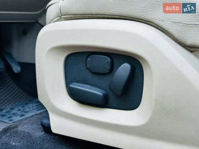 Синий Ленд Ровер Рендж Ровер Эвок, объемом двигателя 2 л и пробегом 156 тыс. км за 16000 $, фото 49 на Automoto.ua