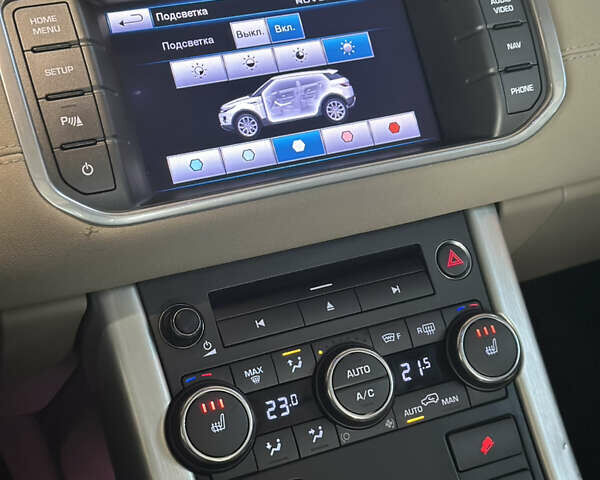 Синий Ленд Ровер Рендж Ровер Эвок, объемом двигателя 2 л и пробегом 156 тыс. км за 16000 $, фото 75 на Automoto.ua