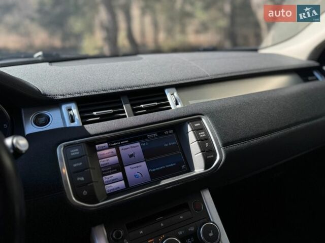 Синий Ленд Ровер Рендж Ровер Эвок, объемом двигателя 2.18 л и пробегом 178 тыс. км за 17900 $, фото 8 на Automoto.ua