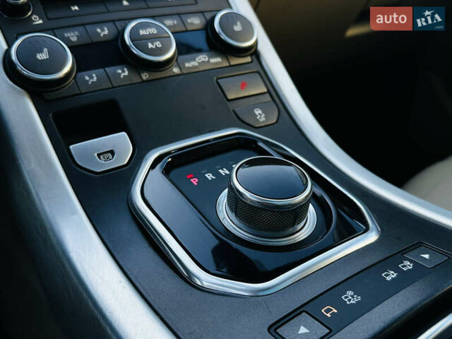 Синий Ленд Ровер Рендж Ровер Эвок, объемом двигателя 2 л и пробегом 156 тыс. км за 16000 $, фото 64 на Automoto.ua