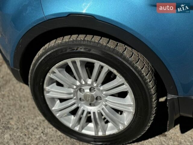 Синий Ленд Ровер Рендж Ровер Эвок, объемом двигателя 2.18 л и пробегом 178 тыс. км за 17900 $, фото 4 на Automoto.ua