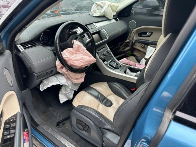 Синий Ленд Ровер Рендж Ровер Эвок, объемом двигателя 2.2 л и пробегом 170 тыс. км за 8000 $, фото 7 на Automoto.ua