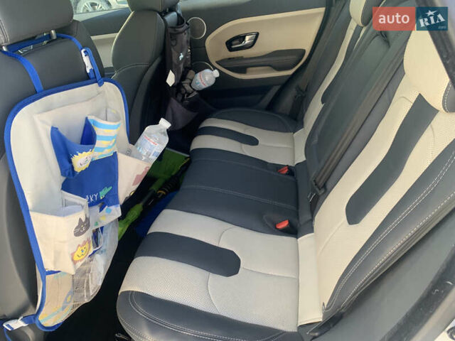 Синий Ленд Ровер Рендж Ровер Эвок, объемом двигателя 2.18 л и пробегом 177 тыс. км за 22750 $, фото 6 на Automoto.ua