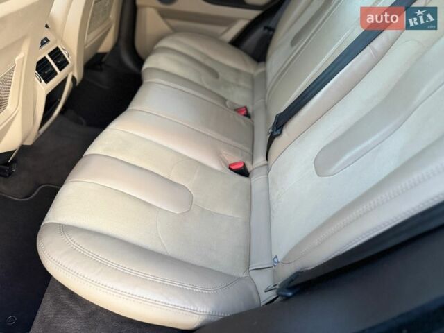 Синій Ленд Ровер Рендж Ровер Евок, об'ємом двигуна 2 л та пробігом 116 тис. км за 13999 $, фото 76 на Automoto.ua