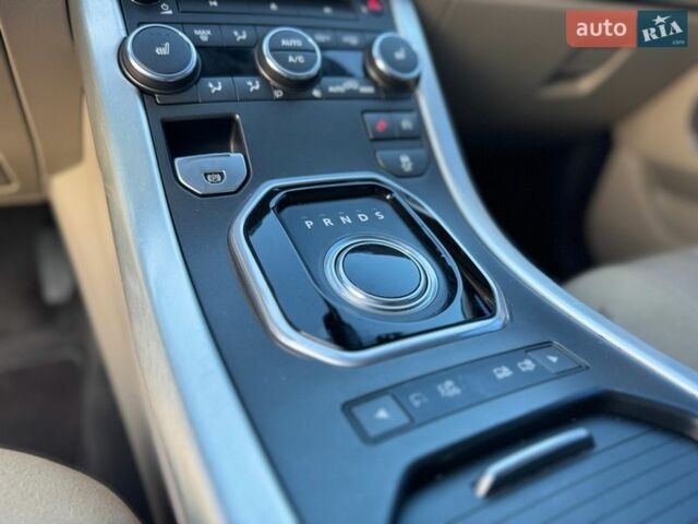 Синій Ленд Ровер Рендж Ровер Евок, об'ємом двигуна 2 л та пробігом 116 тис. км за 13999 $, фото 64 на Automoto.ua