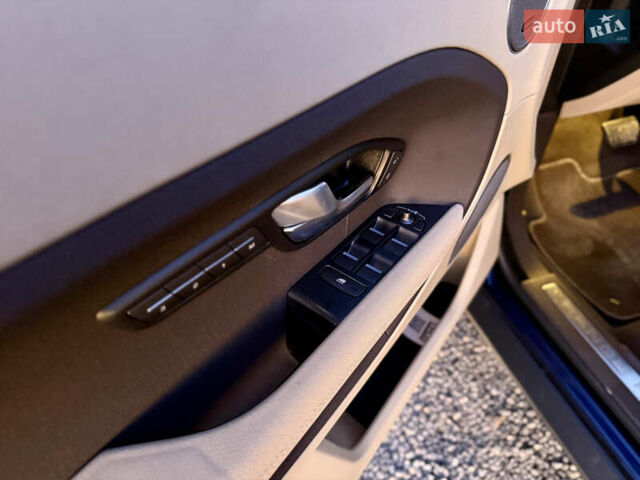 Синий Ленд Ровер Рендж Ровер Эвок, объемом двигателя 2 л и пробегом 119 тыс. км за 15200 $, фото 46 на Automoto.ua