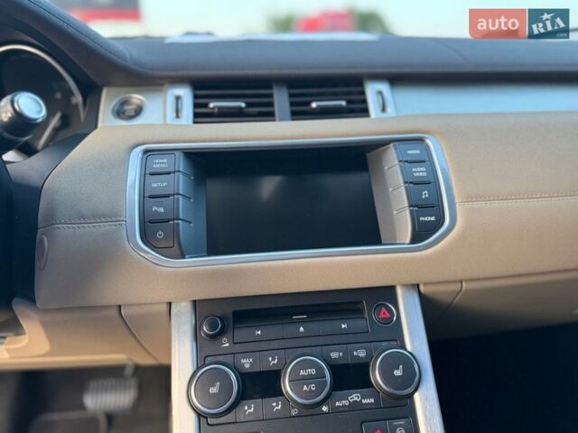 Синій Ленд Ровер Рендж Ровер Евок, об'ємом двигуна 2 л та пробігом 116 тис. км за 13999 $, фото 63 на Automoto.ua