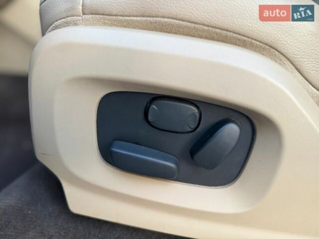 Синій Ленд Ровер Рендж Ровер Евок, об'ємом двигуна 2 л та пробігом 116 тис. км за 13999 $, фото 71 на Automoto.ua