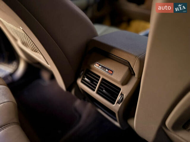 Синий Ленд Ровер Рендж Ровер Эвок, объемом двигателя 2 л и пробегом 119 тыс. км за 15999 $, фото 60 на Automoto.ua