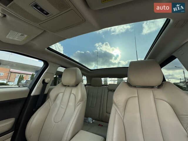 Синий Ленд Ровер Рендж Ровер Эвок, объемом двигателя 2 л и пробегом 176 тыс. км за 16200 $, фото 11 на Automoto.ua