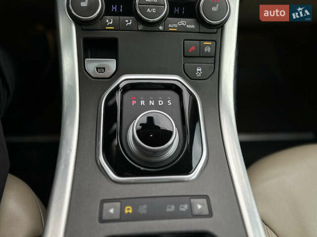 Синій Ленд Ровер Рендж Ровер Евок, об'ємом двигуна 2 л та пробігом 178 тис. км за 16299 $, фото 19 на Automoto.ua