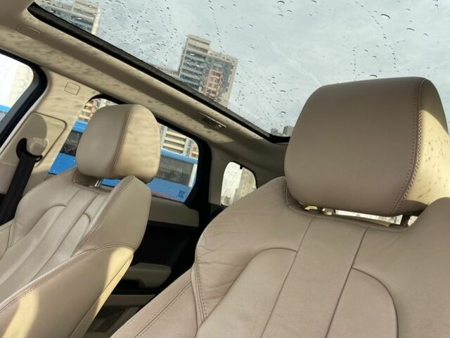 Синий Ленд Ровер Рендж Ровер Эвок, объемом двигателя 2 л и пробегом 161 тыс. км за 15900 $, фото 15 на Automoto.ua