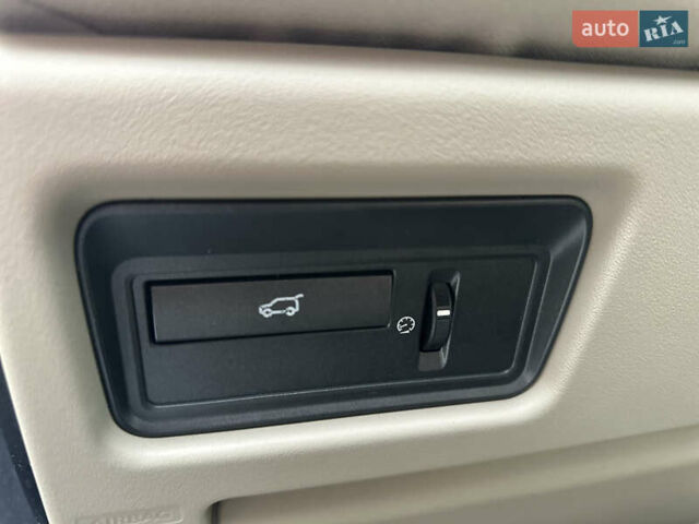 Синій Ленд Ровер Рендж Ровер Евок, об'ємом двигуна 2 л та пробігом 178 тис. км за 16299 $, фото 11 на Automoto.ua