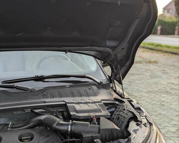 Ленд Ровер Рендж Ровер Евок 2015 у Дубно на Automoto.ua Синій Ленд Ровер Рендж Ровер Евок, об'ємом двигуна 2 л та пробігом 213 тис. км за 15750 $, фото 63 на Automoto.ua