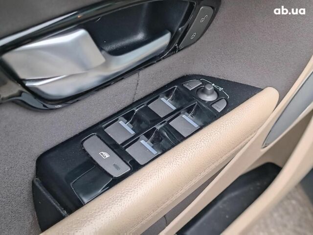 Синій Ленд Ровер Рендж Ровер Евок, об'ємом двигуна 2 л та пробігом 154 тис. км за 19990 $, фото 20 на Automoto.ua