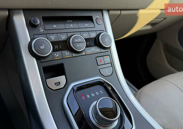 Синий Ленд Ровер Рендж Ровер Эвок, объемом двигателя 2 л и пробегом 160 тыс. км за 16500 $, фото 47 на Automoto.ua