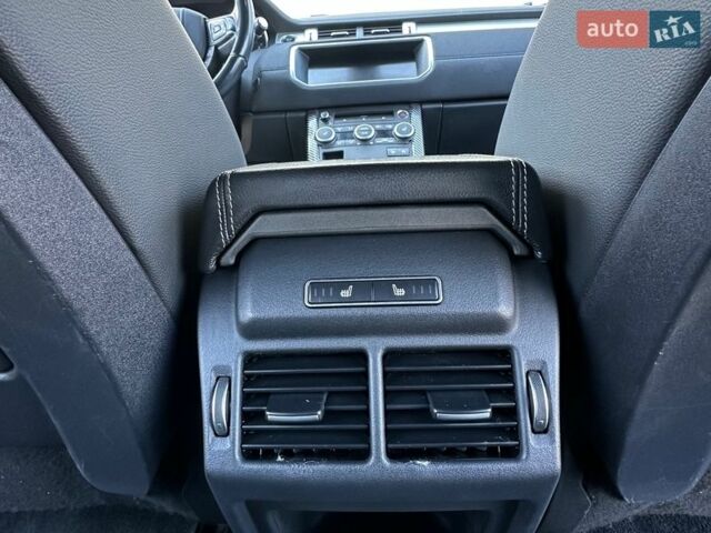 Синий Ленд Ровер Рендж Ровер Эвок, объемом двигателя 2 л и пробегом 147 тыс. км за 17999 $, фото 102 на Automoto.ua