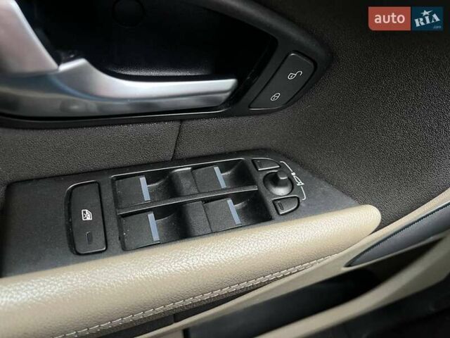 Синій Ленд Ровер Рендж Ровер Евок, об'ємом двигуна 2 л та пробігом 109 тис. км за 23990 $, фото 17 на Automoto.ua