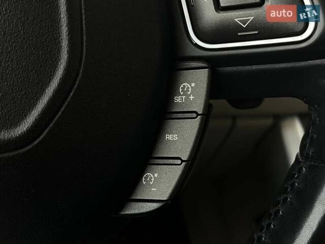 Синій Ленд Ровер Рендж Ровер Евок, об'ємом двигуна 2 л та пробігом 109 тис. км за 23990 $, фото 26 на Automoto.ua