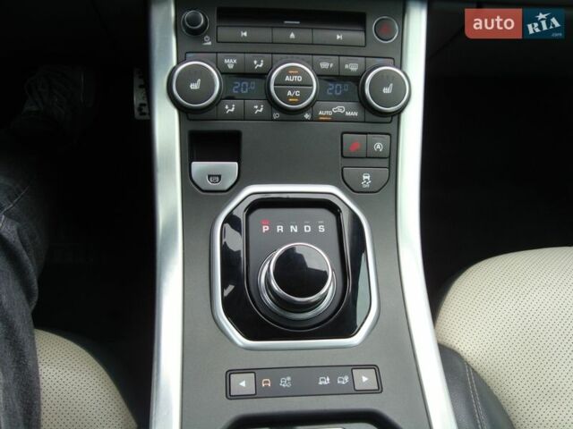 Синій Ленд Ровер Рендж Ровер Евок, об'ємом двигуна 2 л та пробігом 114 тис. км за 23499 $, фото 30 на Automoto.ua